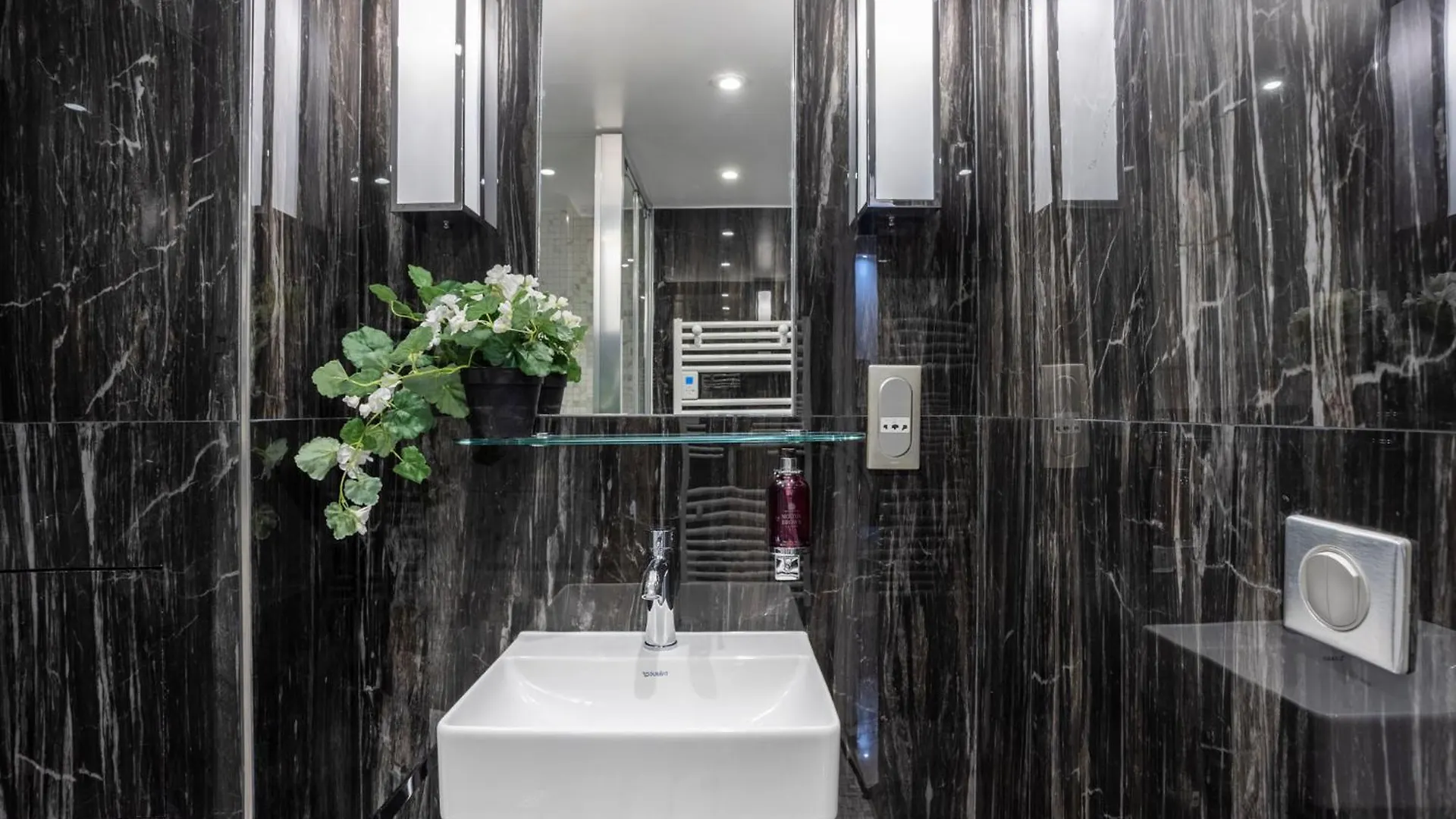Luxury 3 bedrooms 2 Bathrooms - Ile saint-Louis Paris
